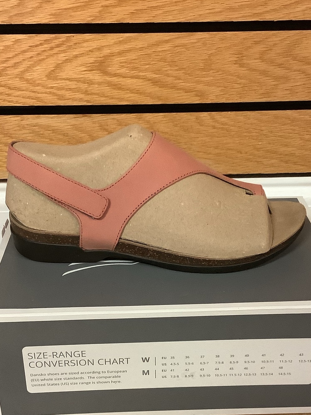 Dansko Reece Nubuck Rose - Picture 2 of 4